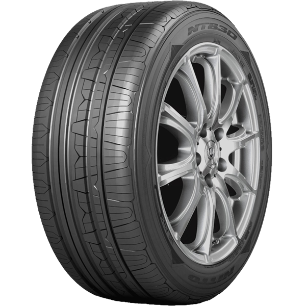 235/40R18 95Y Nitto NT830